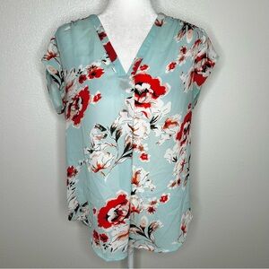 Fun 2 Fun Womens Light Blue V-Neck Top Blouse Cap Sleeve Size L EUC